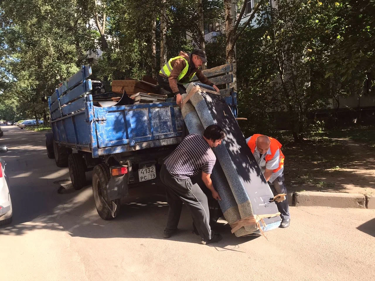 Профессиональный вывоз крупногабаритного мусора в Сибае в октябре