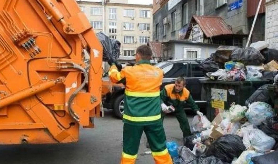 Срочный вывоз мусора в Сибае от ПроМусор — заказ день в день от 2929 руб., грузчики, цена