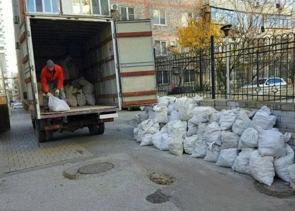 Вывоз мусора после переезда в Сибае в октябре